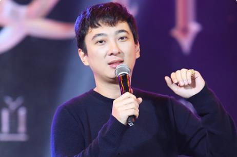 专门讲娱乐圈吃瓜的博主,明星幕后真相大曝光！